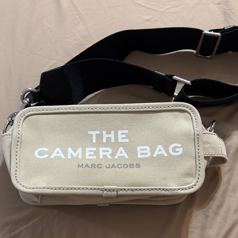 Marc Jacob’s the camera bag
